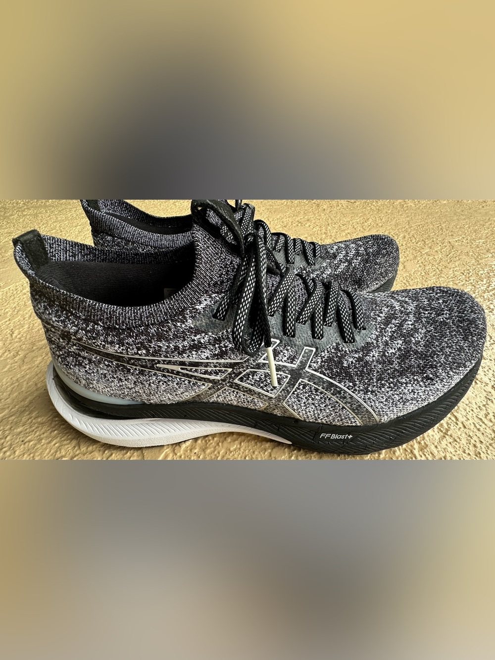 Asics Gel-Kayano 29 MK Black Gray Running Shoes Women’s Size 9.5 in VGC